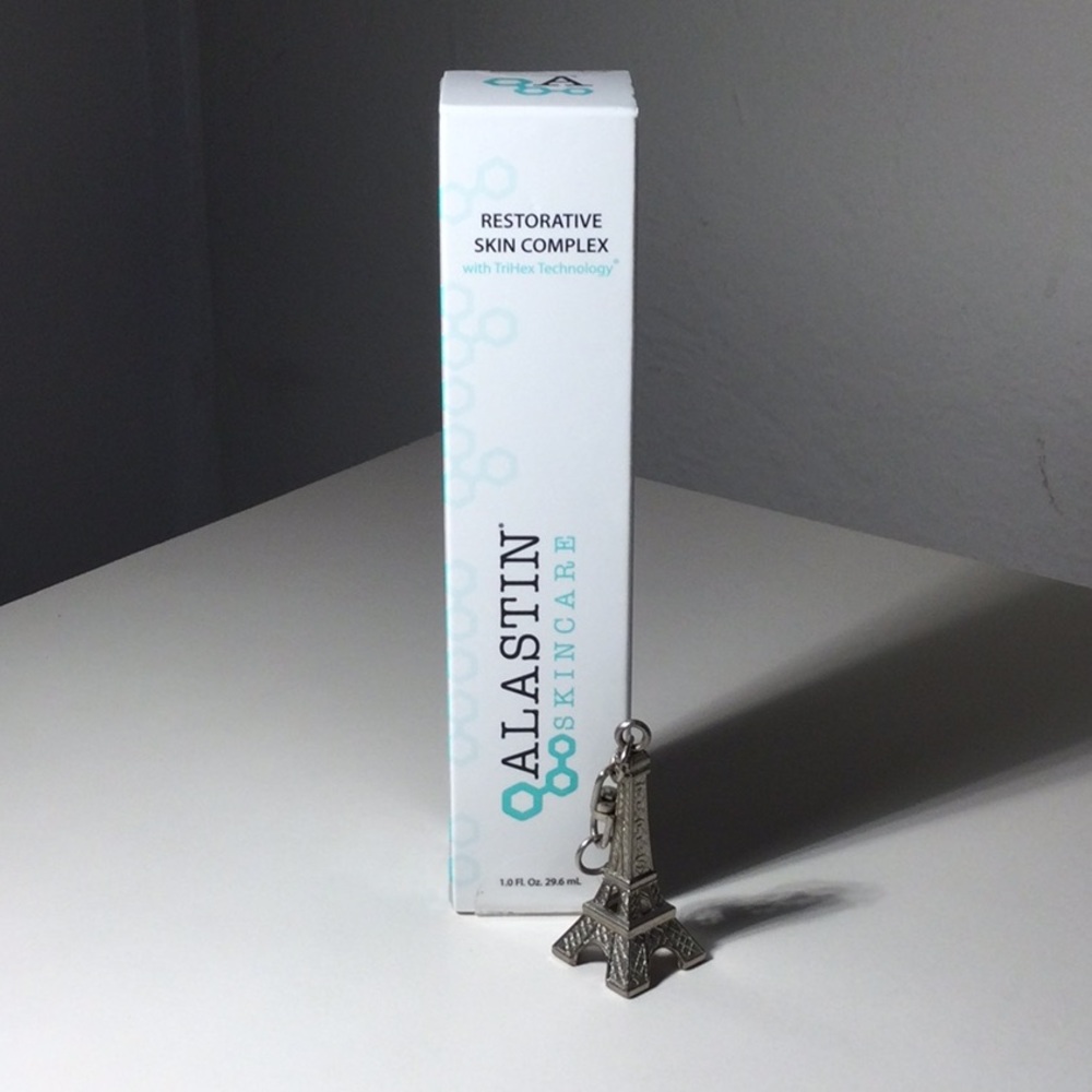 Skincare Restorative Skin Complex with TriHex Technology
